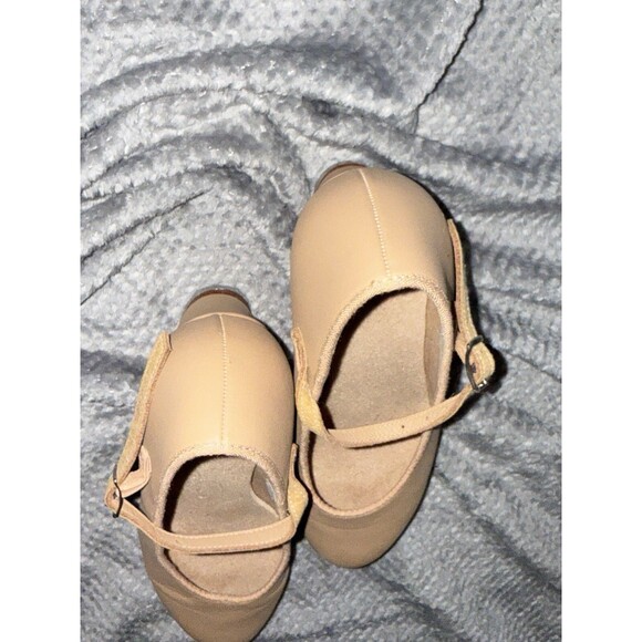 Bloch Tan Mary Jane Tap Shoes - Picture 2 of 16